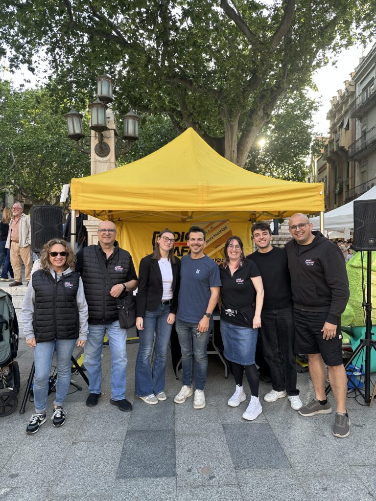 Ràdio Vilafant viu intensament la diada de Sant Jordi des de la Rambla de Figueres