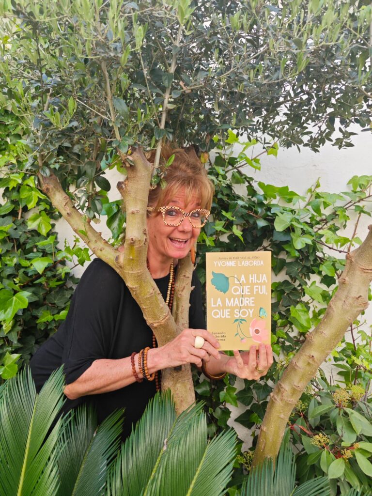 Yvonne Laborda presenta La hija que fui, la madre que soy a Les Veus del Matí